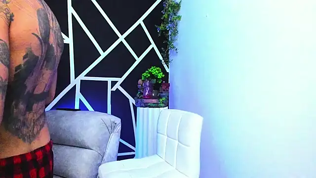 Snapshot of JUSTIN_FULLER1 chatting on February 9, 11:25 pm JUSTIN FULLER1 online show from February 9, 11:25 pm