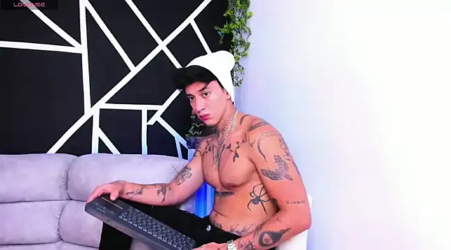 Snapshot of JUSTIN_FULLER1 chatting on February 22, 6:30 pm JUSTIN FULLER1 online show from February 22, 6:30 pm