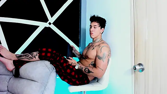 Snapshot of JUSTIN_FULLER1 chatting on September 23, 11:41 pm JUSTIN FULLER1 online show from September 23, 11:41 pm