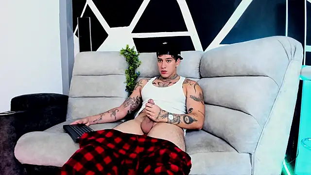 Snapshot of JUSTIN_FULLER1 chatting on October 9, 9:24 pm JUSTIN FULLER1 online show from October 9, 9:24 pm