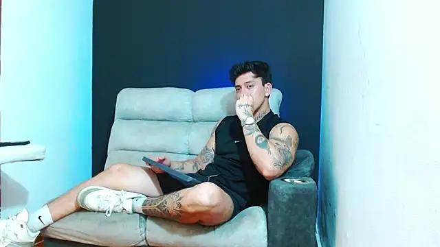 Snapshot of JUSTIN_FULLER1 chatting on July 14, 8:58 pm JUSTIN FULLER1 online show from July 14, 8:58 pm