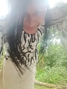 Snapshot of anusexygirl1 chatting on January 9, 4:41 am anusexygirl1 online show from January 9, 4:41 am