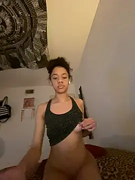 Snapshot of redbonejada chatting on January 8, 7:34 am redbonejada online show from January 8, 7:34 am