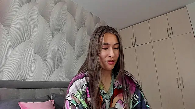 Snapshot of Bambiii_bby chatting on March 17, 5:23 am Bambiii bby online show from March 17, 5:23 am