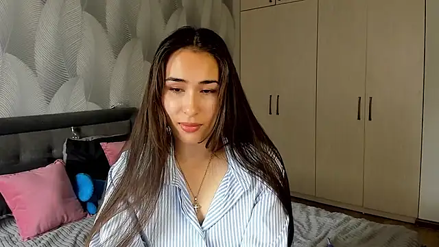 Snapshot of Bambiii_bby chatting on September 13, 4:01 am Bambiii bby online show from September 13, 4:01 am