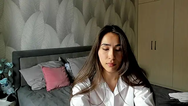 Snapshot of Bambiii_bby chatting on June 22, 7:05 am Bambiii bby online show from June 22, 7:05 am