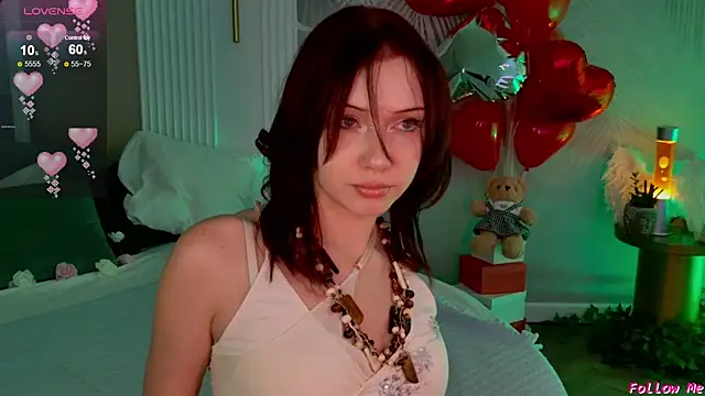 Snapshot of Sky_Eyes_ chatting on February 21, 8:18 am Sky Eyes online show from February 21, 8:18 am