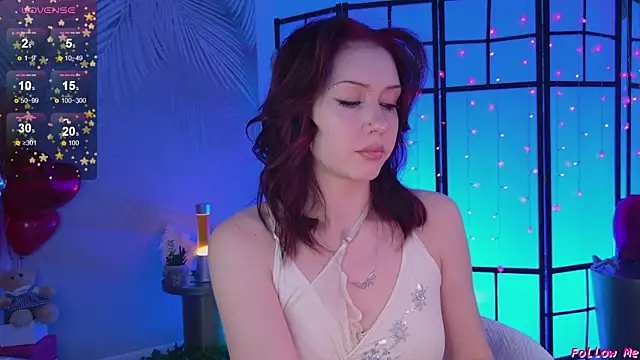 Snapshot of Sky_Eyes_ chatting on March 3, 5:42 am Sky Eyes online show from March 3, 5:42 am