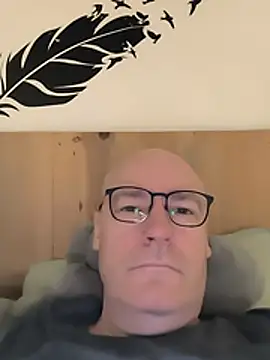 bogland33 online show from January 19, 7:01 am