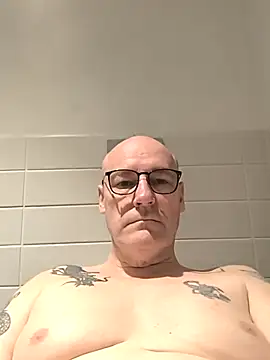 bogland33 online show from March 9, 3:05 pm