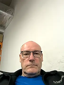 bogland33 online show from May 11, 3:29 pm
