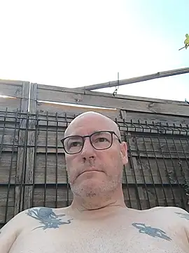 bogland33 online show from July 11, 8:17 am