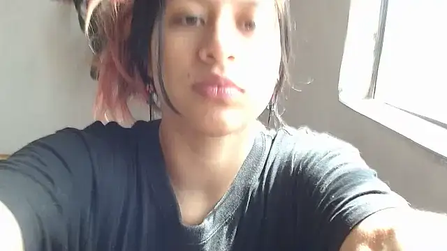 Snapshot of maye_dan chatting on July 8, 2:54 pm maye dan online show from July 8, 2:54 pm