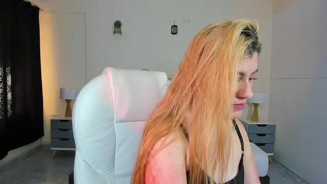 ARITOO  online show from December 1, 8:31 pm