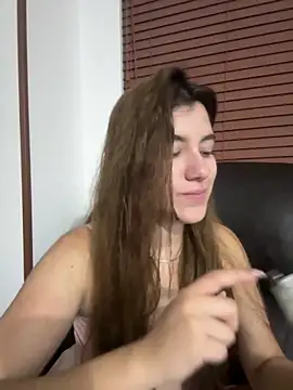 ARITOO  online show from February 8, 6:33 am