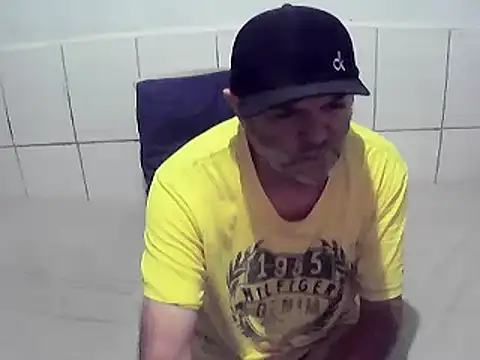 Snapshot of pierdona chatting on July 20, 7:16 pm pierdona online show from July 20, 7:16 pm