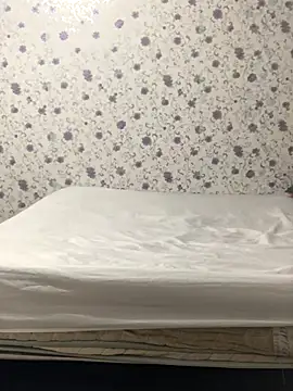 Snapshot of ahross chatting on October 4, 11:08 am ahross online show from October 4, 11:08 am