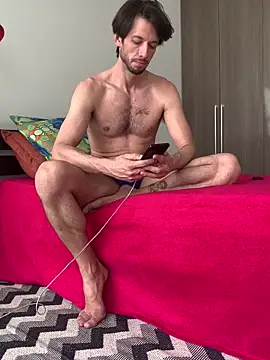 Snapshot of Mieto_ chatting on April 17, 6:11 pm Mieto online show from April 17, 6:11 pm