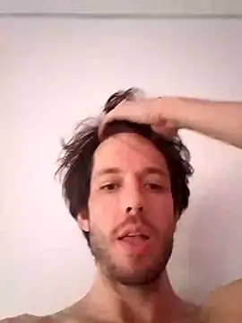 Snapshot of Mieto_ chatting on May 7, 1:49 pm Mieto online show from May 7, 1:49 pm
