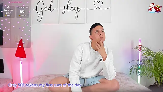 Snapshot of ANDREZALVAREZ chatting on November 23, 10:53 pm ANDREZALVAREZ online show from November 23, 10:53 pm