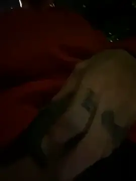 Snapshot of dantedesirexx chatting on January 8, 1:53 am dantedesirexx online show from January 8, 1:53 am