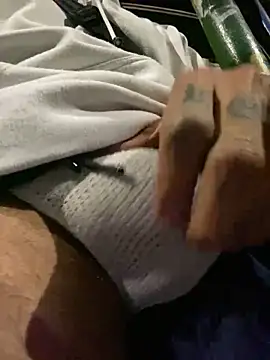 Snapshot of dantedesirexx chatting on March 10, 5:00 am dantedesirexx online show from March 10, 5:00 am