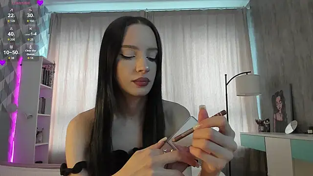 Snapshot of flora_off chatting on December 17, 6:41 am flora off online show from December 17, 6:41 am