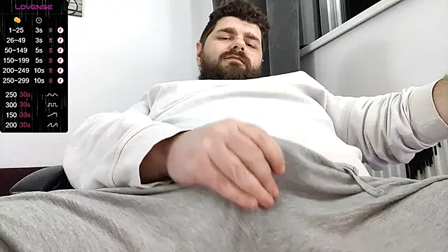 Snapshot of KingMarti chatting on December 24, 3:16 am KingMarti online show from December 24, 3:16 am