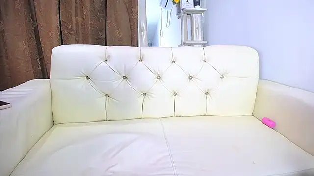 Snapshot of alaia_03 chatting on March 17, 3:40 pm alaia 03 online show from March 17, 3:40 pm