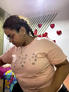 Evabigass online show from November 28, 10:45 pm