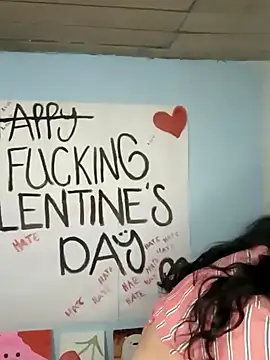 Elvishcassie  online show from February 10, 9:15 pm