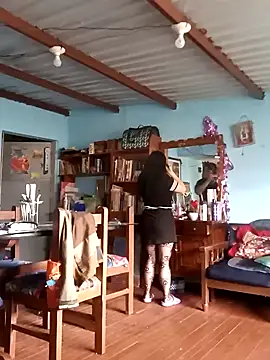 Elvishcassie  online show from March 11, 6:47 pm