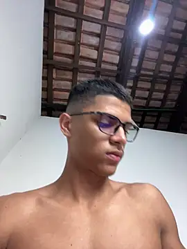 Snapshot of Naka300 chatting on March 20, 7:46 pm Naka300 online show from March 20, 7:46 pm