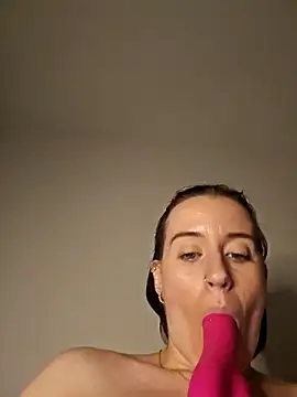 lindsay 33off online show from January 28, 10:12 pm