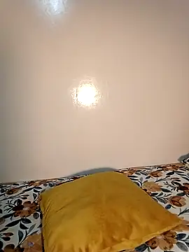 Snapshot of Zomorodaa_ chatting on September 29, 6:35 pm Zomorodaa online show from September 29, 6:35 pm