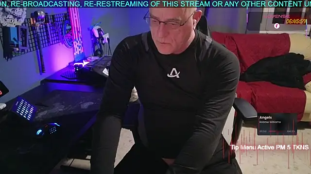 Pilot Dave 69 online show from December 2, 5:46 am