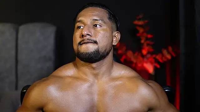 Snapshot of CallumMuscle chatting on November 18, 12:42 pm CallumMuscle online show from November 18, 12:42 pm