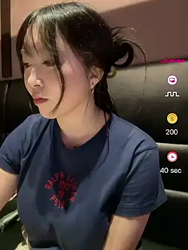 Snapshot of _yuki_chan chatting on June 21, 2:41 pm yuki chan online show from June 21, 2:41 pm