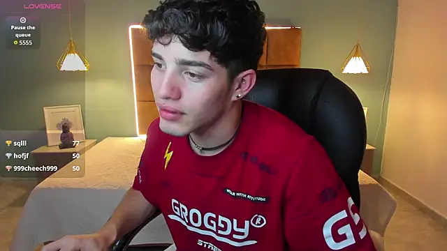 AlejooTwink online show from October 28, 6:43 pm