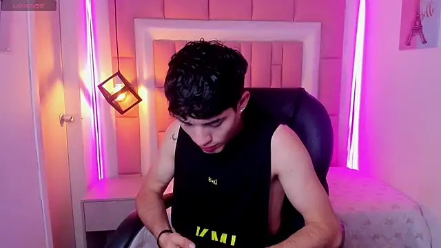 AlejooTwink online show from March 4, 12:00 pm