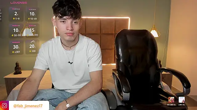 AlejooTwink online show from June 22, 4:20 am