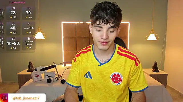 AlejooTwink online show from July 4, 1:12 am