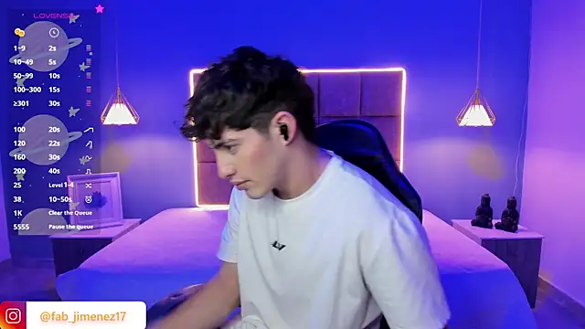 AlejooTwink online show from July 25, 3:04 am