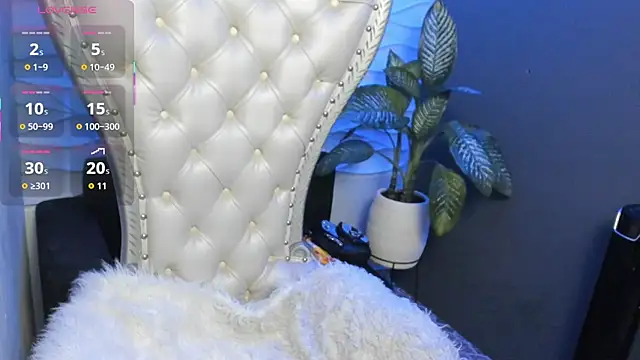 Layla 707 online show from September 18, 11:40 pm