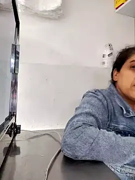 siri duque online show from February 28, 8:07 pm