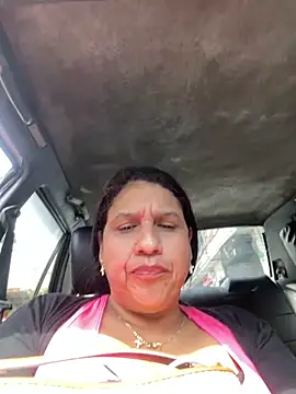 siri duque online show from April 28, 7:52 pm