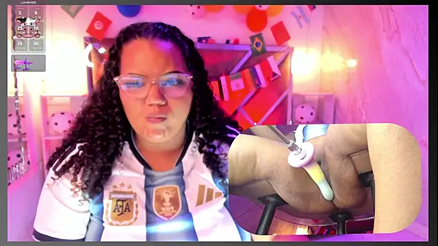 MhiaRey online show from July 8, 1:26 pm
