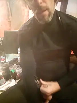 chatwatchcum online show from December 29, 8:04 pm