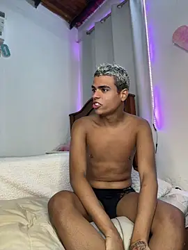 Leo bunny hot online show from July 13, 6:33 pm