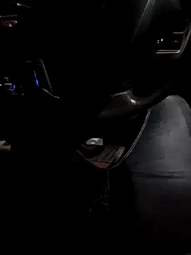 Snapshot of vivanpraj999 chatting on December 21, 4:46 pm vivanpraj999 online show from December 21, 4:46 pm